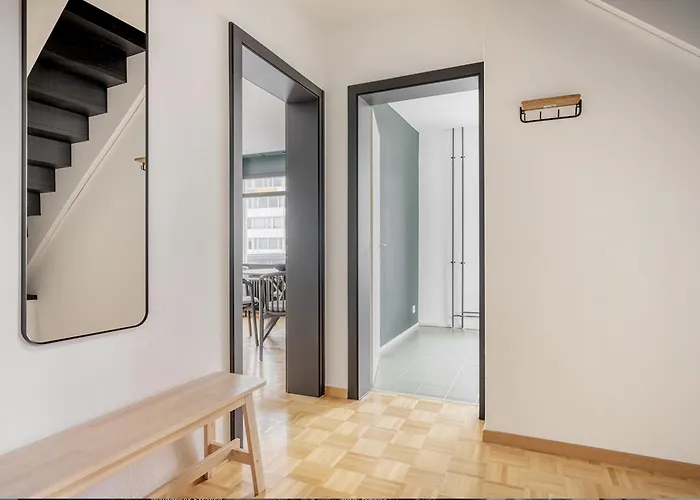 Charming In 4 아파트 *