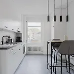 Lägenhet Charming In 4 *