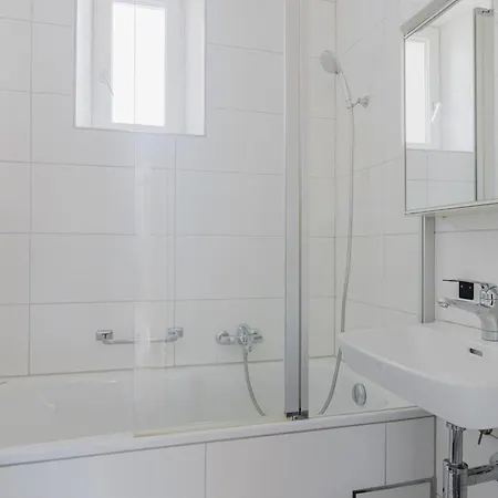 Lägenhet Charming In 4 Zürich