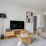Charming In 4 Apartment